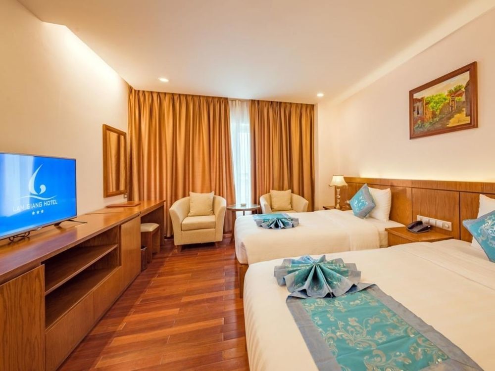 Lam Giang Hotel Vinh Esterno foto