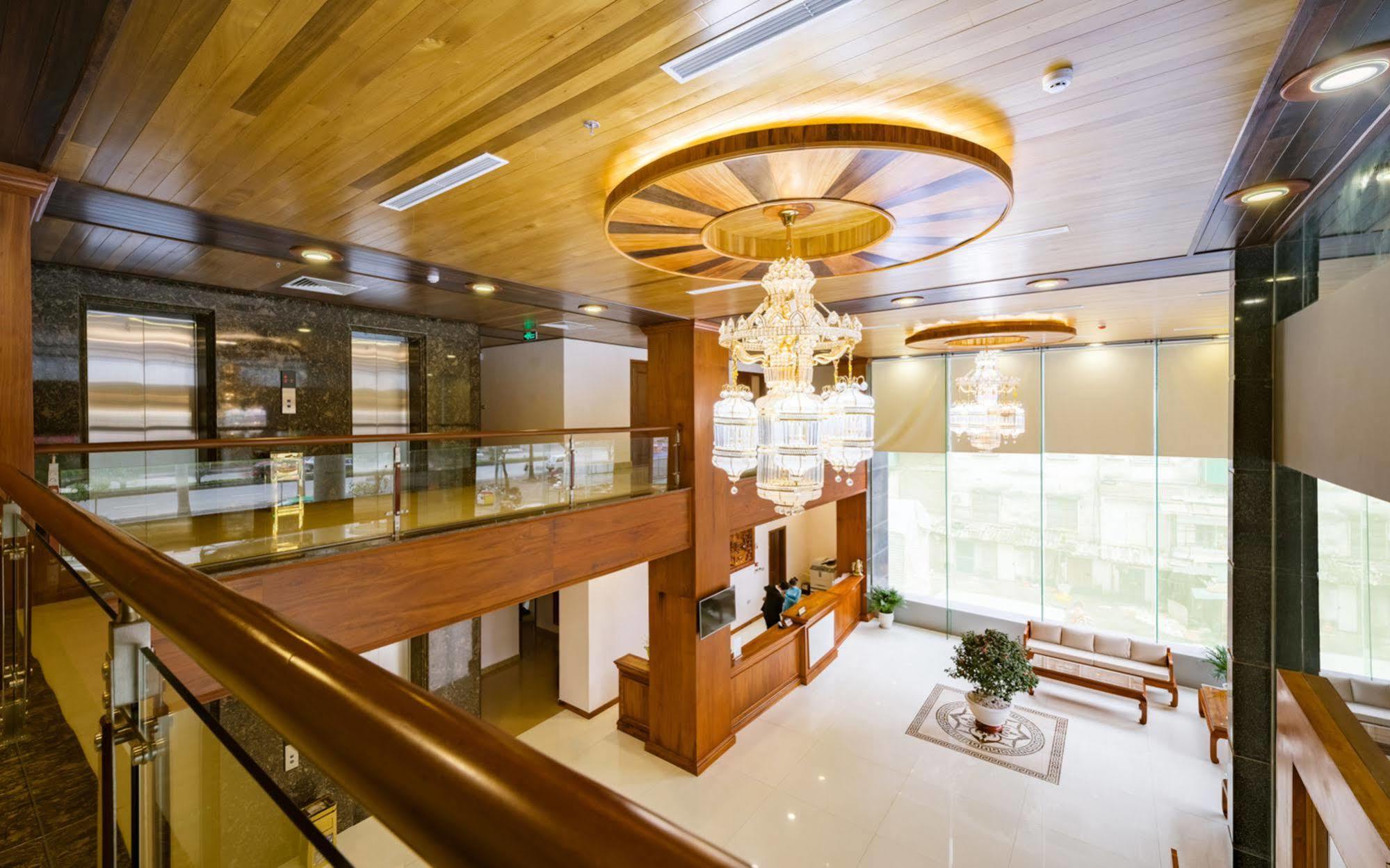 Lam Giang Hotel Vinh Esterno foto